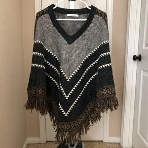 Poncho sweater